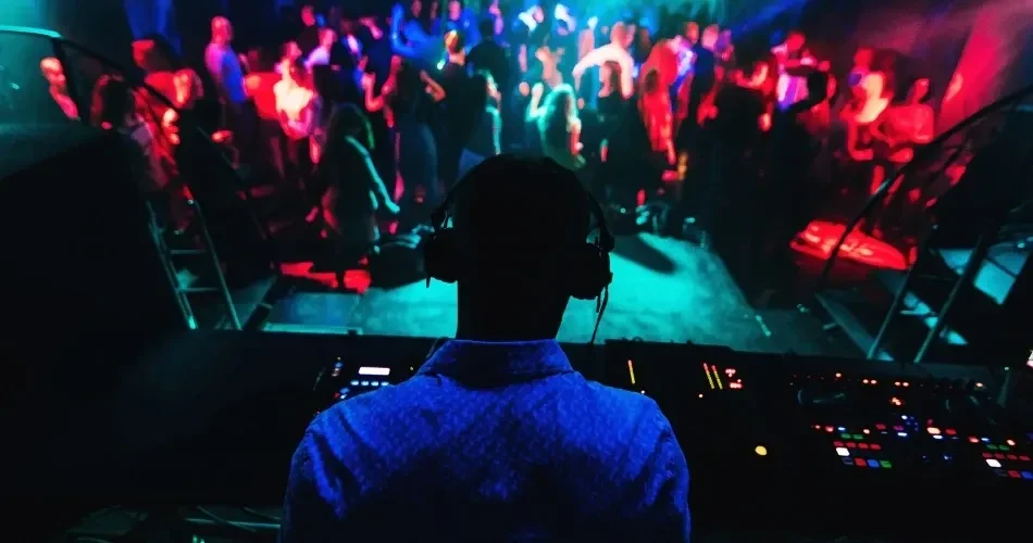 San Francisco Nightlife Guide: Best Places to Party, Drink & Dance